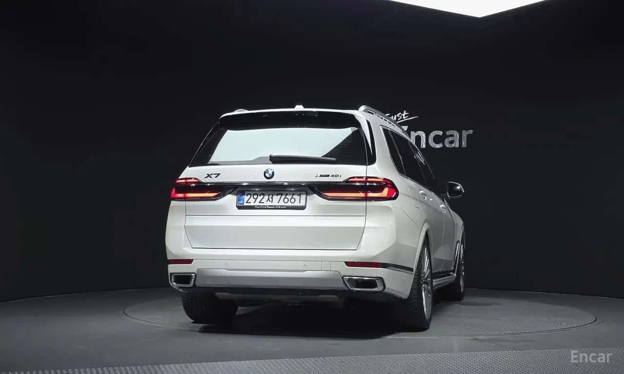 BMW X7  xDrive 40i Design Pure Excellence 7 Seater , снимка 4 - Автомобили и джипове - 55586802