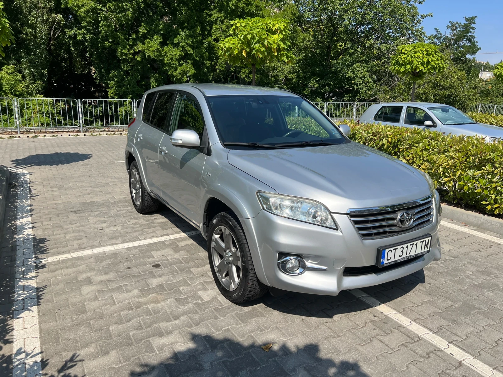 Toyota Rav4 2, 2 d-cat, снимка 3 - Автомобили и джипове - 55753770