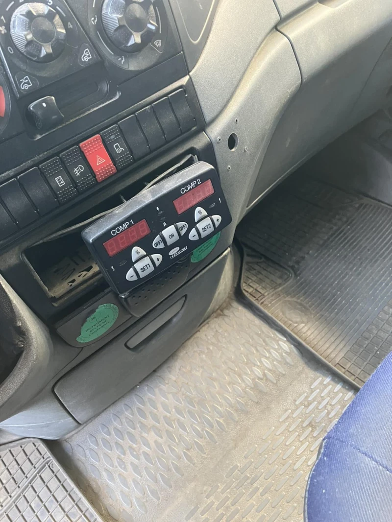 Iveco 35s12 ЦЕНАТА Е КРАЙНА, снимка 8 - Бусове и автобуси - 52451384