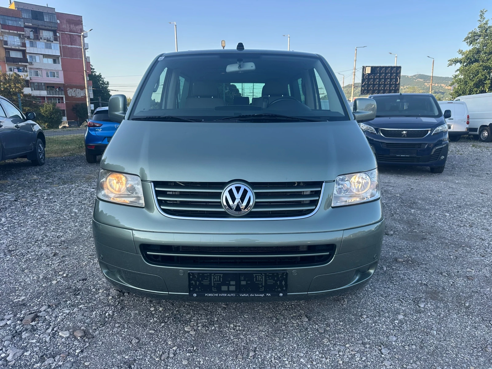 VW Multivan 2.5TDI AUTOMAT 131kc - изображение 8