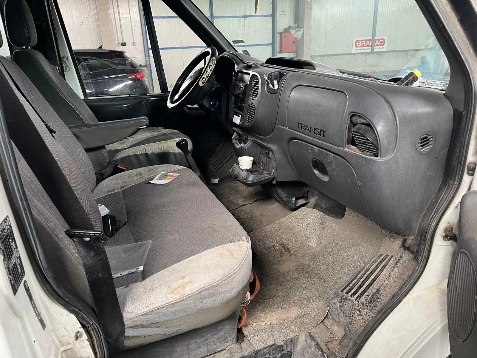 Ford Transit 2, 4D 66kw - изображение 9