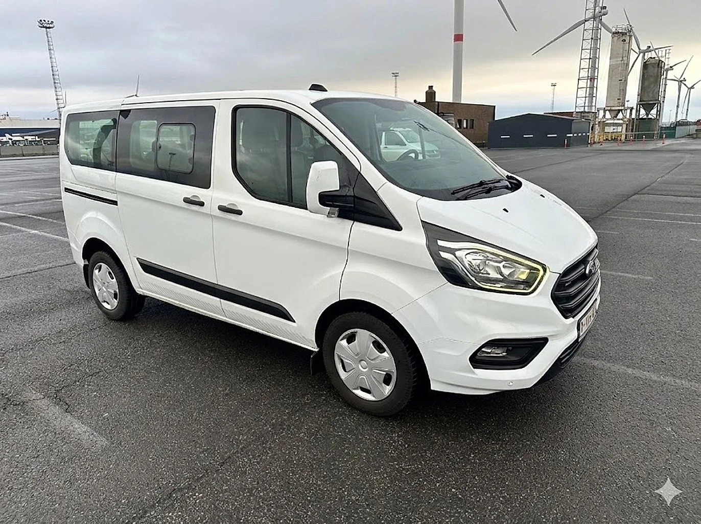 Ford Transit Custom 2.0 ТDCI AUTOMAT 8+ 1, снимка 2 - Бусове и автобуси - 53748395