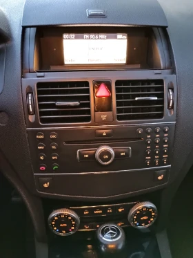 Mercedes-Benz C 200, снимка 5