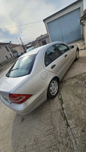Mercedes-Benz C 180, снимка 3