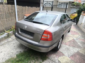 Skoda Octavia 1.6 бензин газ, снимка 4