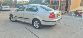 Skoda Octavia 1.6FSI-115к.с.* Климатроник* Седан* , снимка 16