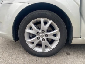 Toyota Corolla verso 1.8 ММТ, снимка 16