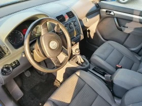 VW Touran 1.6, снимка 8