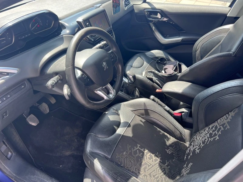 Peugeot 208 1.6 HDI real km, снимка 9 - Автомобили и джипове - 41662273