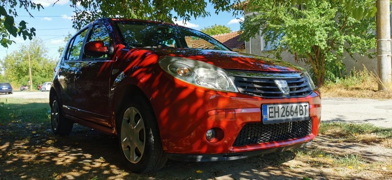 Dacia Sandero 1.6 LPG Laureat, снимка 6 - Автомобили и джипове - 46825982