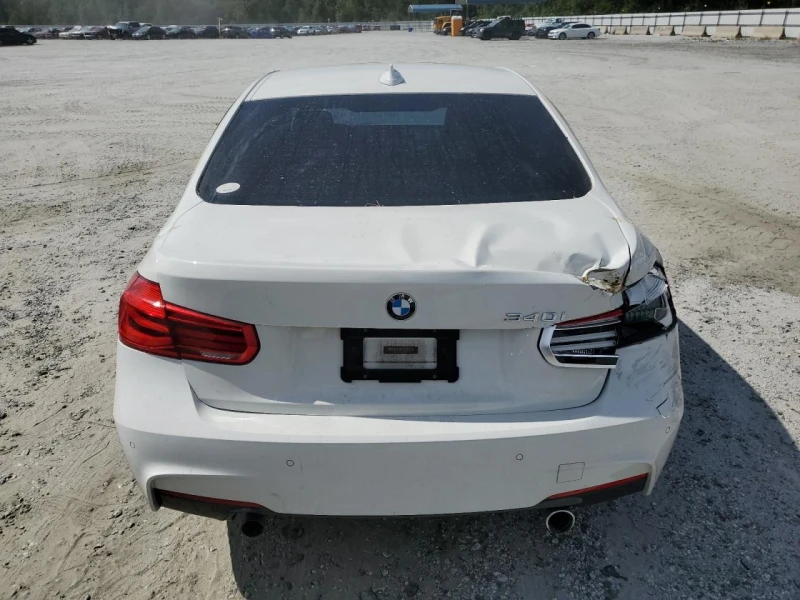 BMW 340 MPACK* HEADUP* HARMAN* KEYLESS, снимка 6 - Автомобили и джипове - 48283909