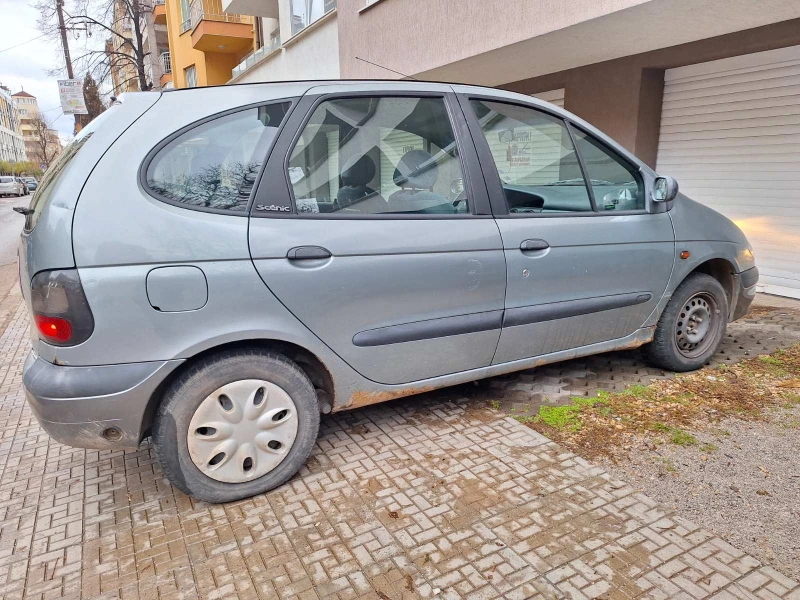 Renault Scenic van, снимка 4 - Автомобили и джипове - 48381599