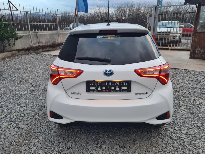 Toyota Yaris Hibrid, снимка 3 - Автомобили и джипове - 48887522