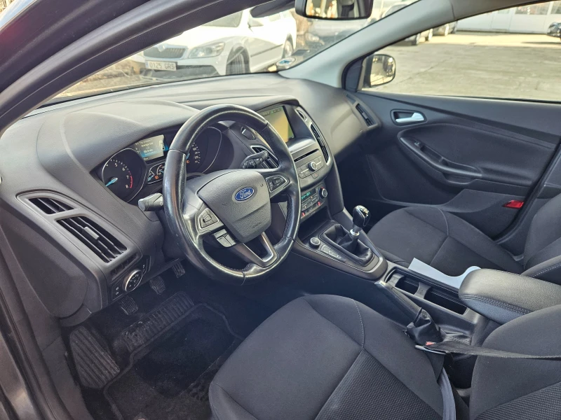 Ford Focus, снимка 8 - Автомобили и джипове - 49410038