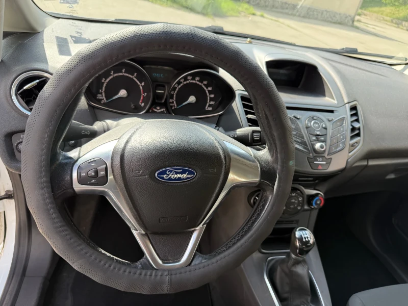 Ford Fiesta 100к.с.-TITANIUM-ПървиСобственик-НОВА-, снимка 15 - Автомобили и джипове - 51739813