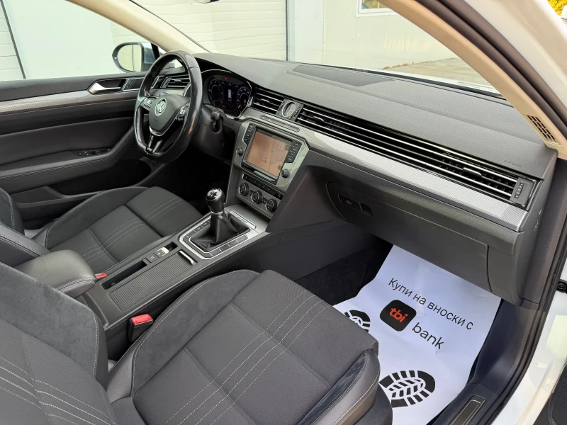 VW Alltrack 2.0tdi 150k.c* 4x4* Digital* Panorama* Highline* N, снимка 16 - Автомобили и джипове - 52150209