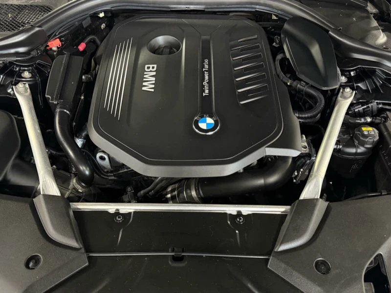 BMW 540 XDRIVE * CAMERA * HEAD UP * H&K * ПОДГРЕВ * LED, снимка 5 - Автомобили и джипове - 53340396