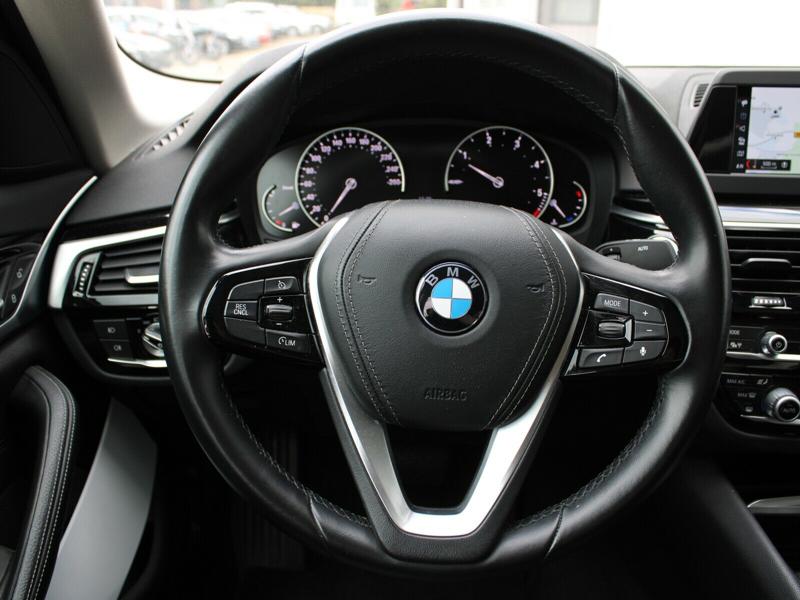 BMW 520 d, снимка 10 - Автомобили и джипове - 22821740