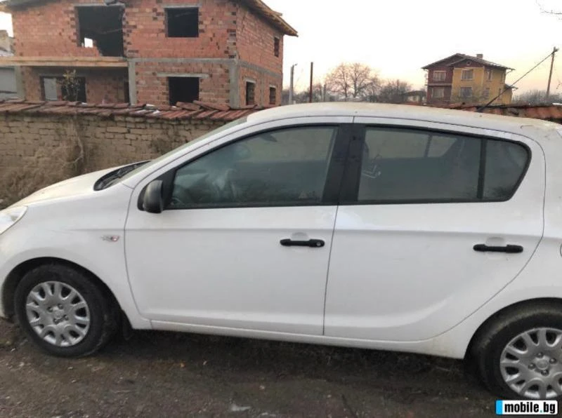 Hyundai I20 1.2 ГАЗ - изображение 2