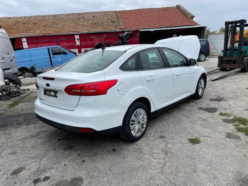 Ford Focus 1.5TDCI 6ck, снимка 1 - Автомобили и джипове - 34424330