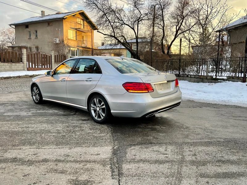 Mercedes-Benz E 220 W212 face om651 AVANGARDE седан чер таван, снимка 4 - Автомобили и джипове - 37649663