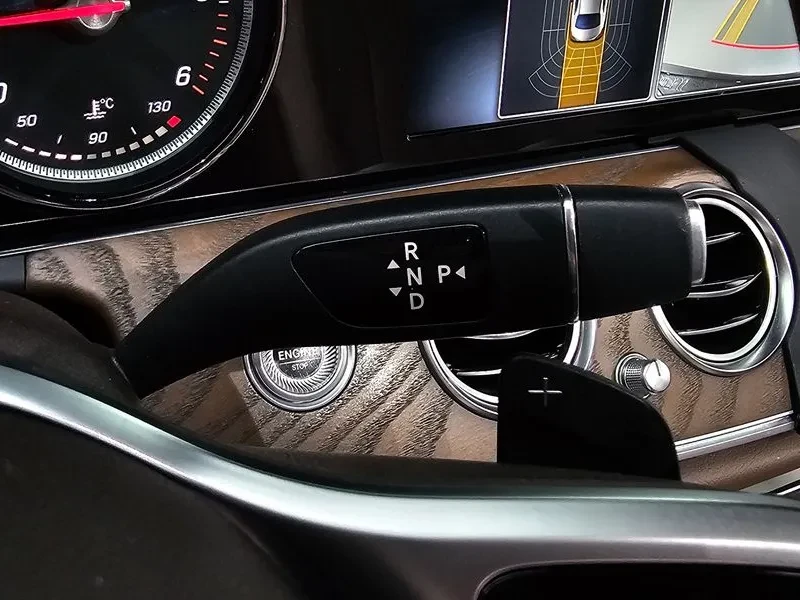 Mercedes-Benz E 200 - САМО 30% АВАНС, снимка 8 - Автомобили и джипове - 55569201