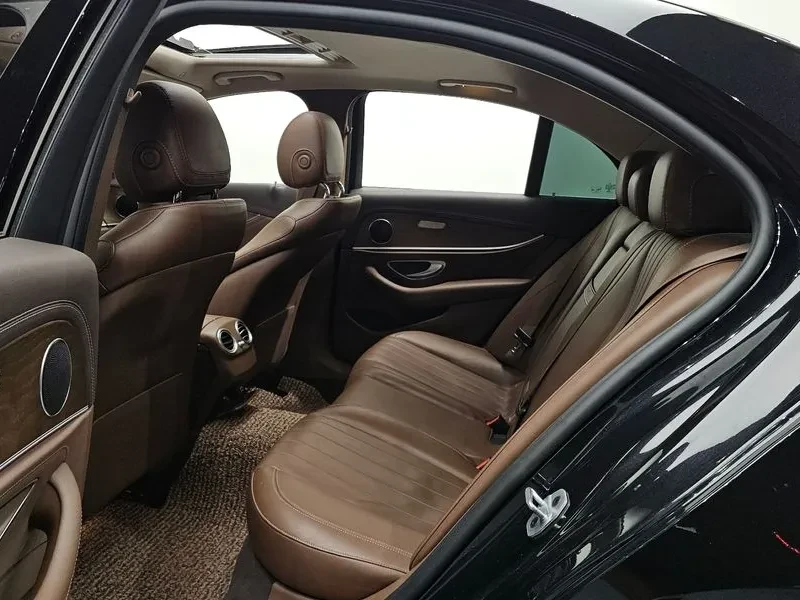 Mercedes-Benz E 200 - САМО 30% АВАНС, снимка 11 - Автомобили и джипове - 55569201