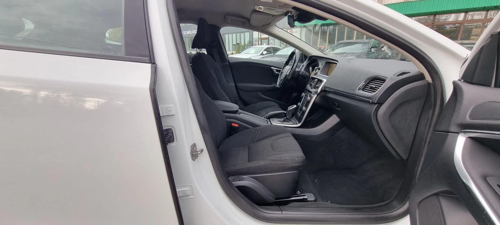 Volvo V40 Cross Country 1.6 D 114k.c UNIKAT ITALIA EURO 5B | Mobile.bg   14