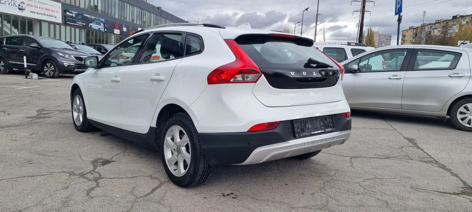 Volvo V40 Cross Country 1.6 D 114k.c UNIKAT ITALIA EURO 5B - изображение 6