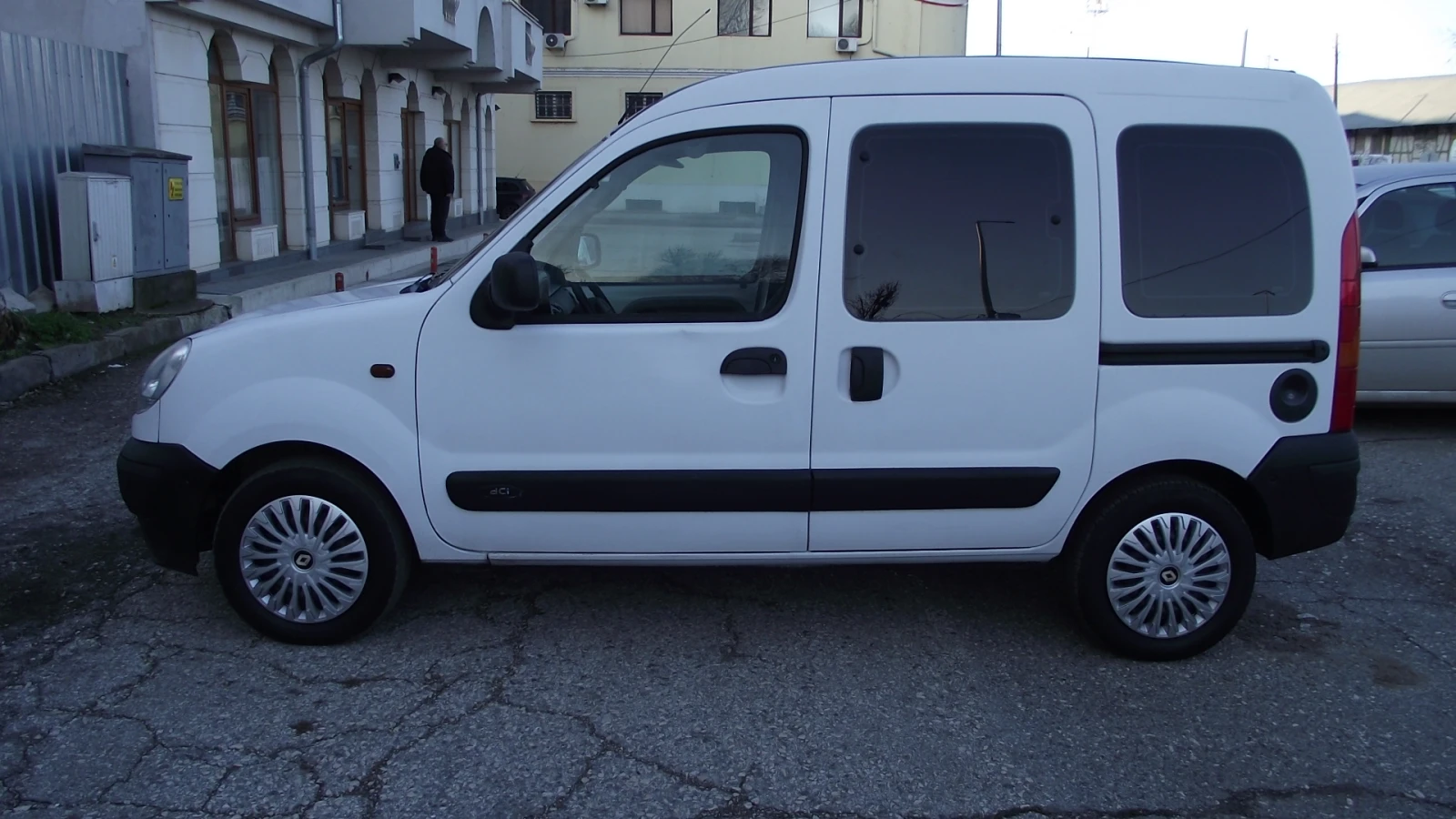 Renault Kangoo 1.5.d.82.k.c.4.100.k.m. - изображение 6