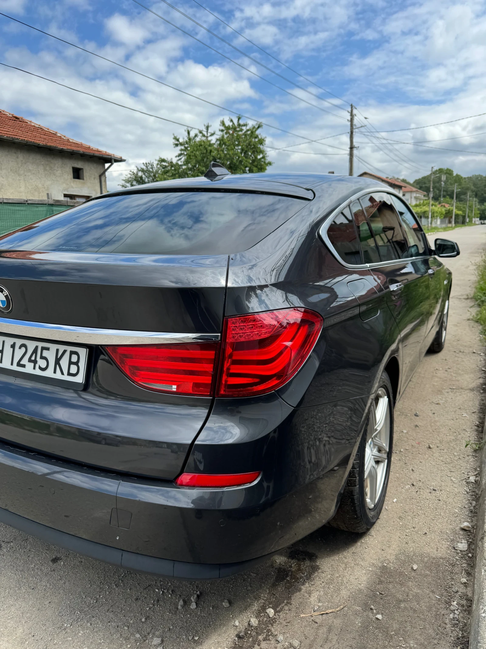 BMW 5 Gran Turismo  - изображение 2