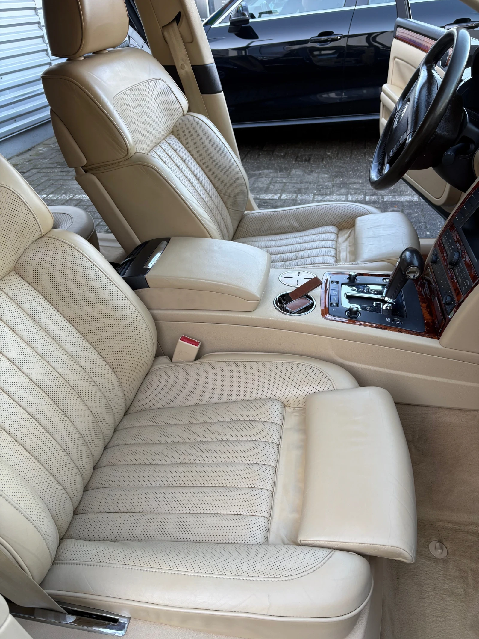 VW Phaeton 4.2 - изображение 9