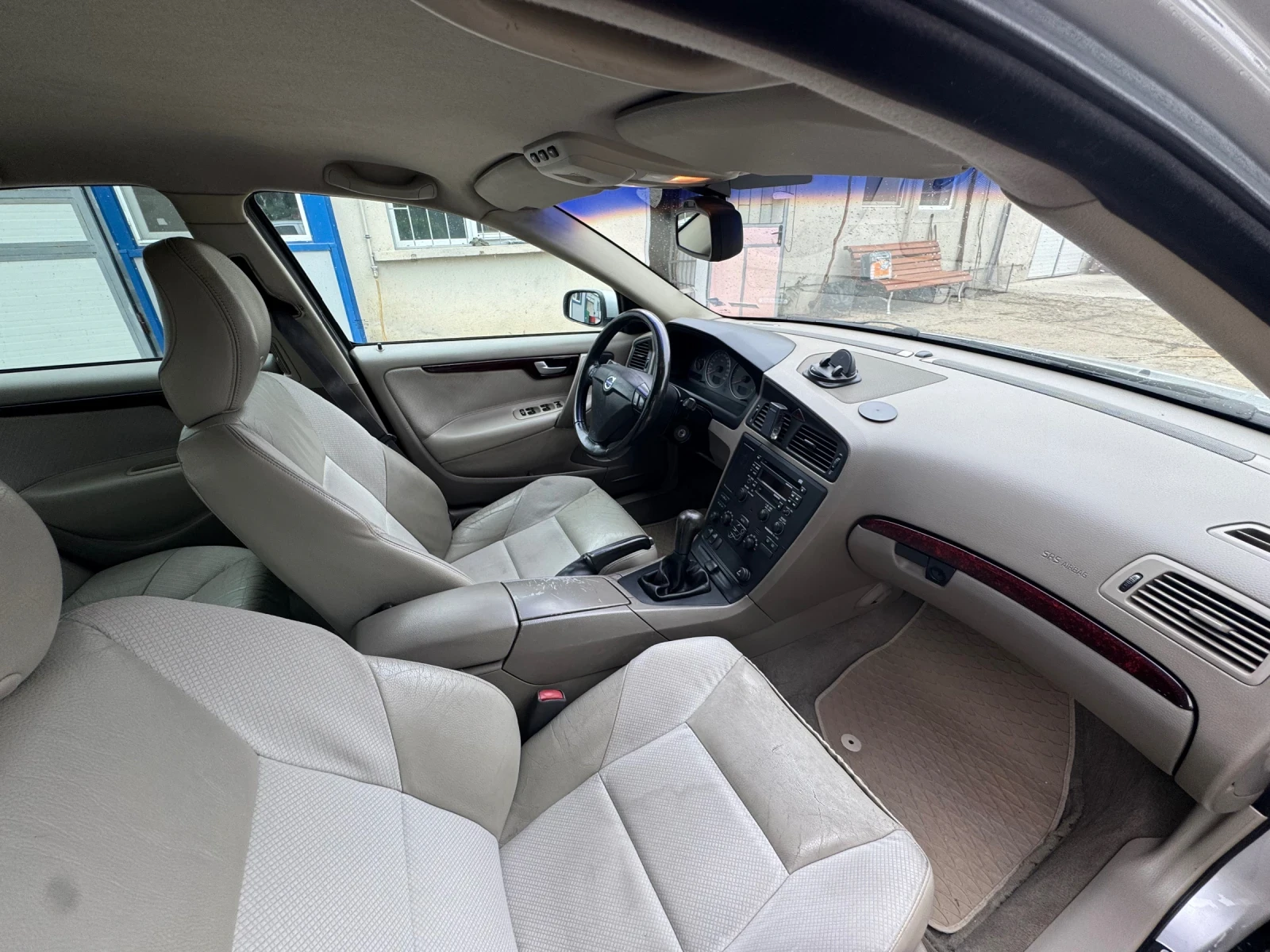 Volvo S60 D5 - изображение 5