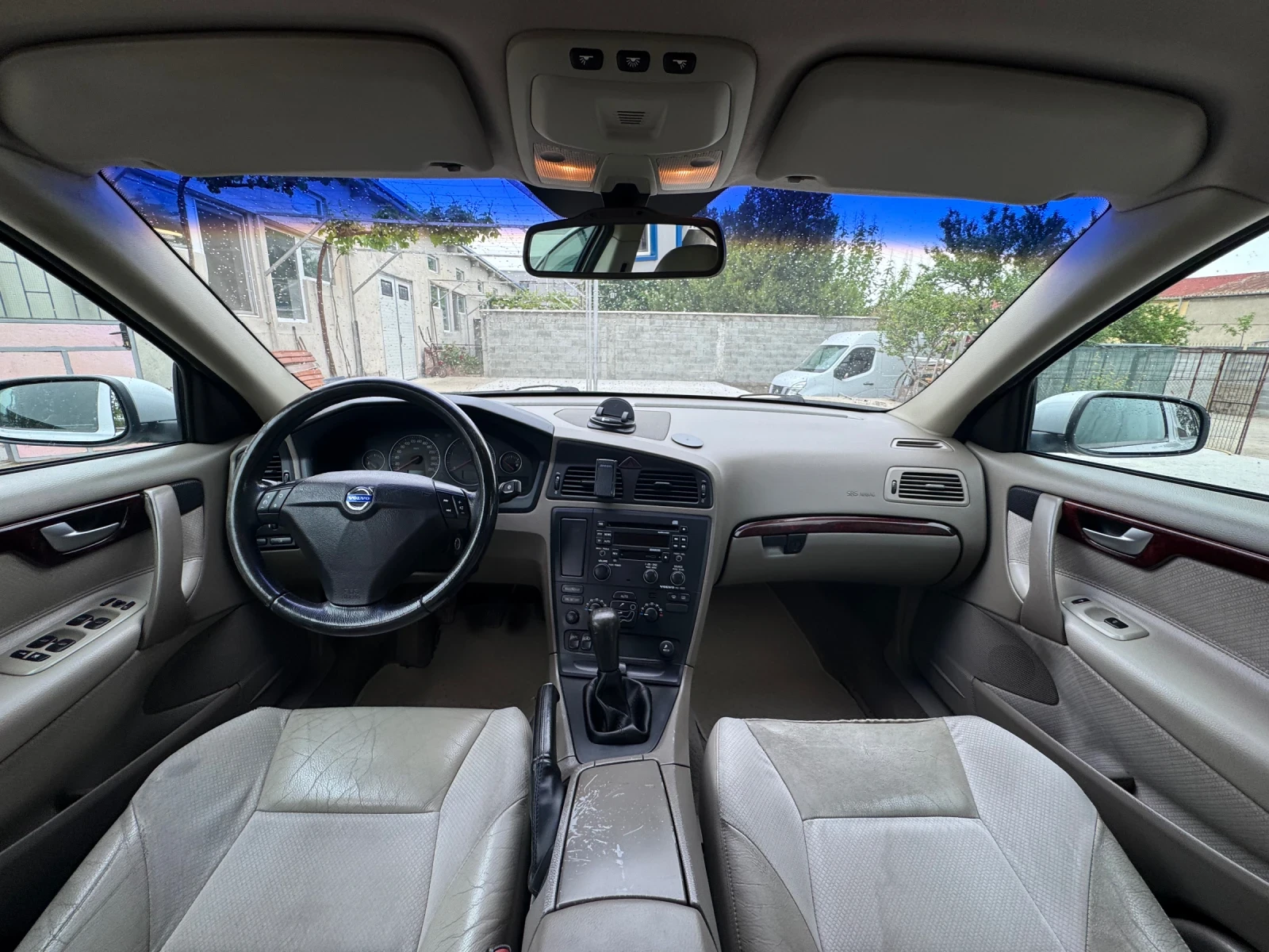 Volvo S60 D5 - изображение 6