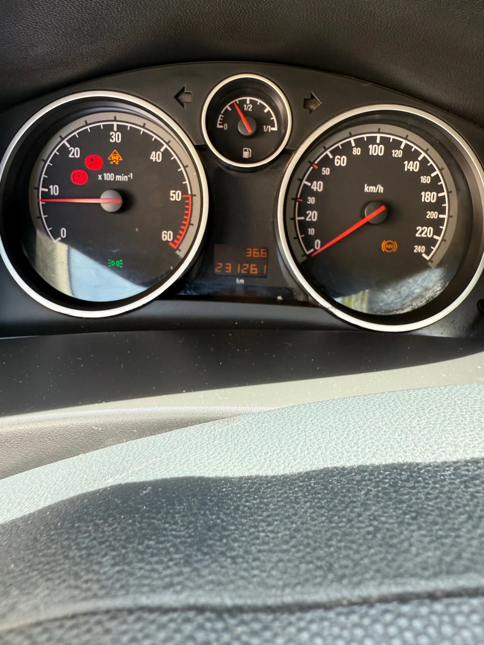 Opel Astra 1.9  - изображение 6