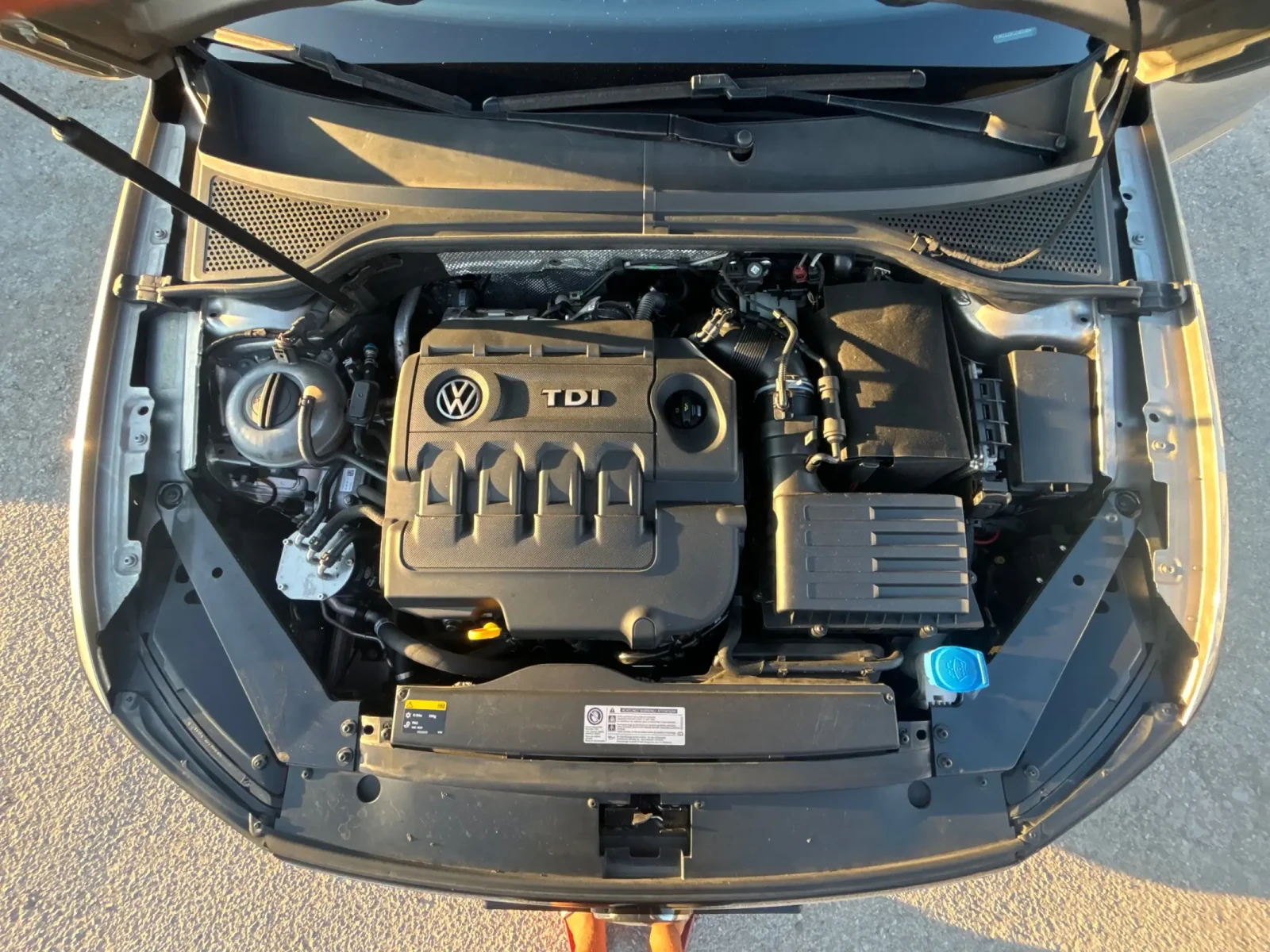 VW Passat DSG / Euro 6 / Италия / ТОП Състояние - изображение 9