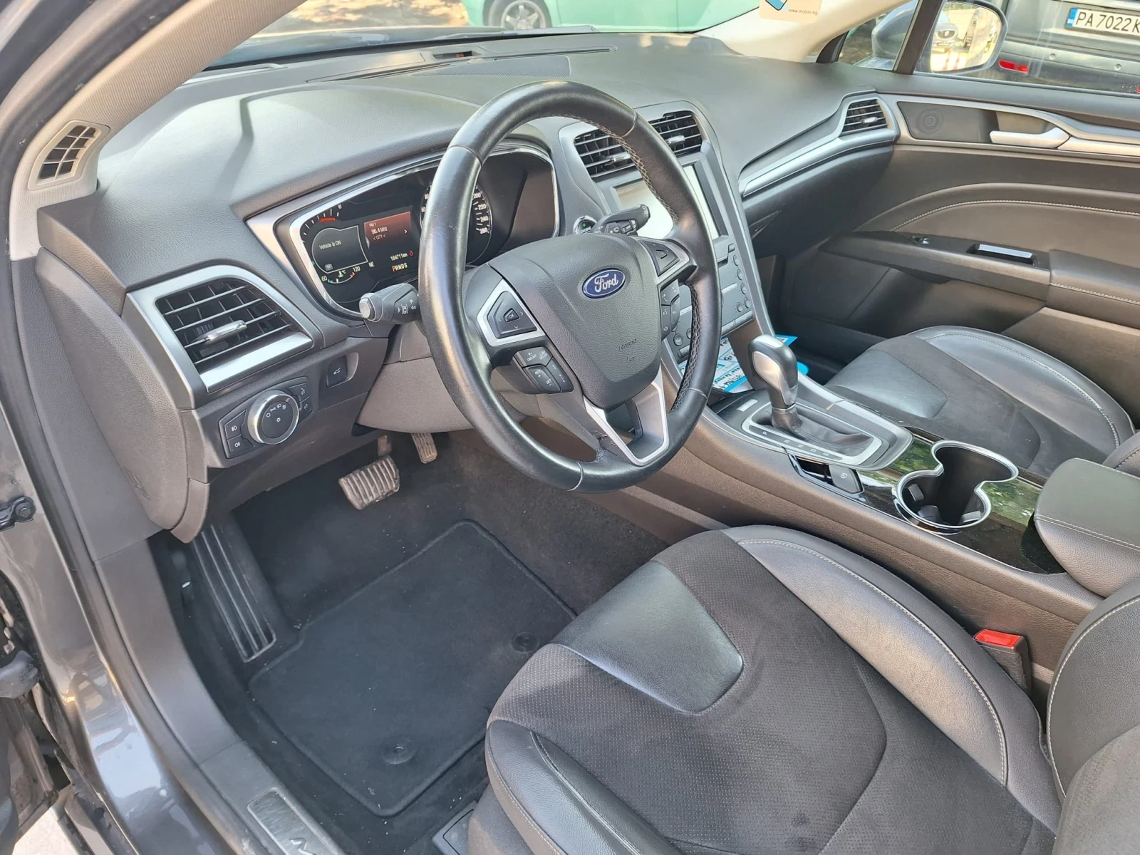 Ford Mondeo 2.0d/Навигация/Лед/Камера/Автомат/Pdc/ - изображение 9