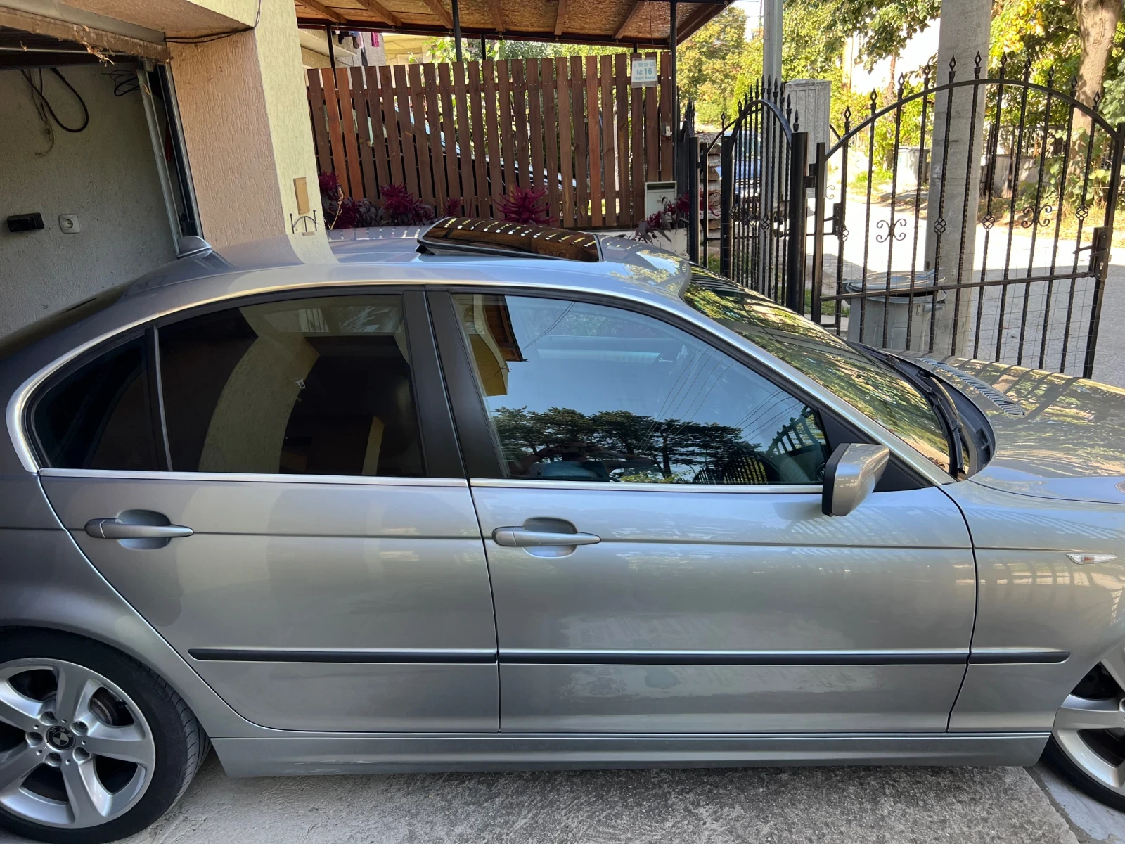 BMW 330  - изображение 2