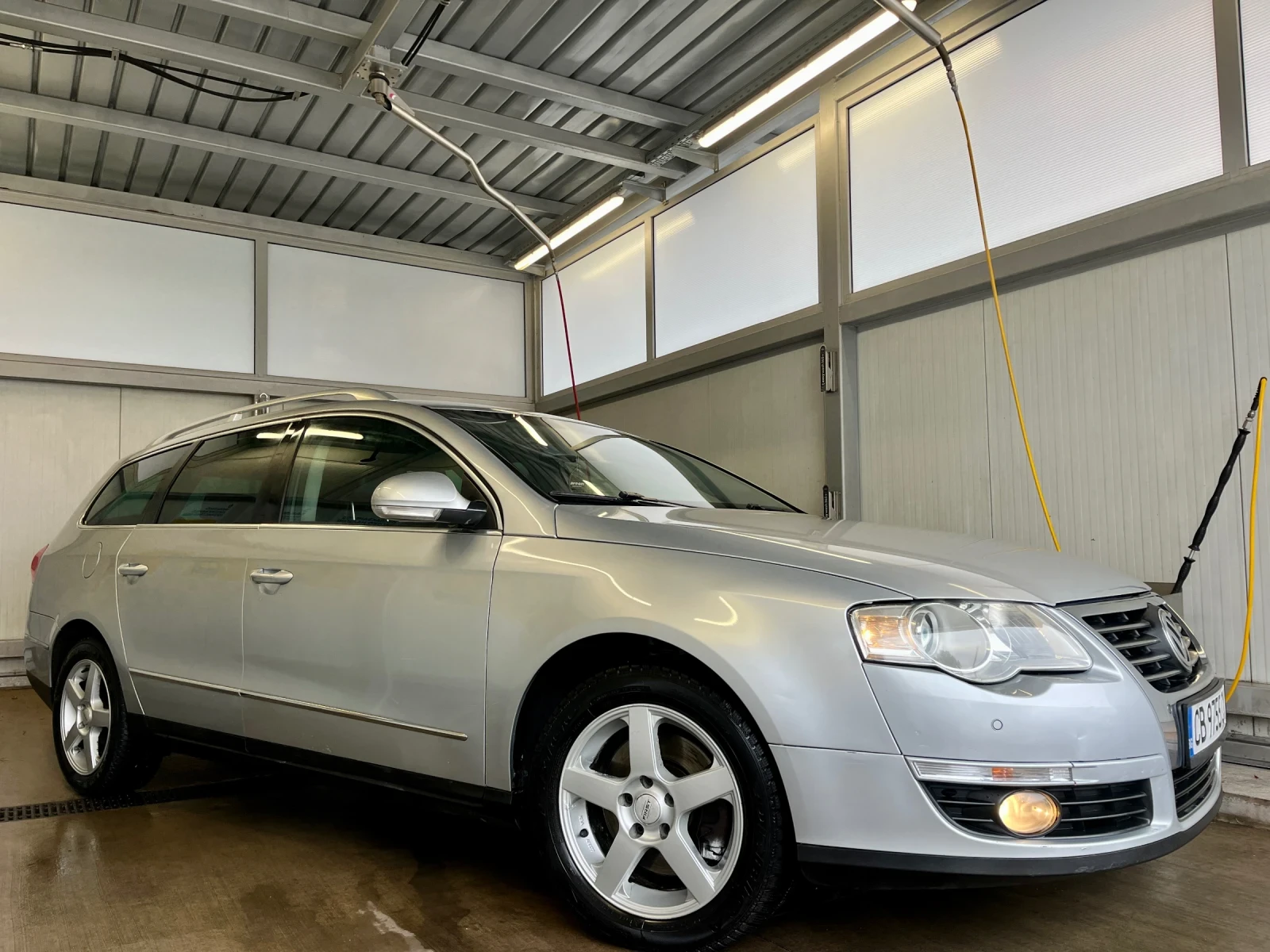 VW Passat HIGLINE 1.9 - изображение 2