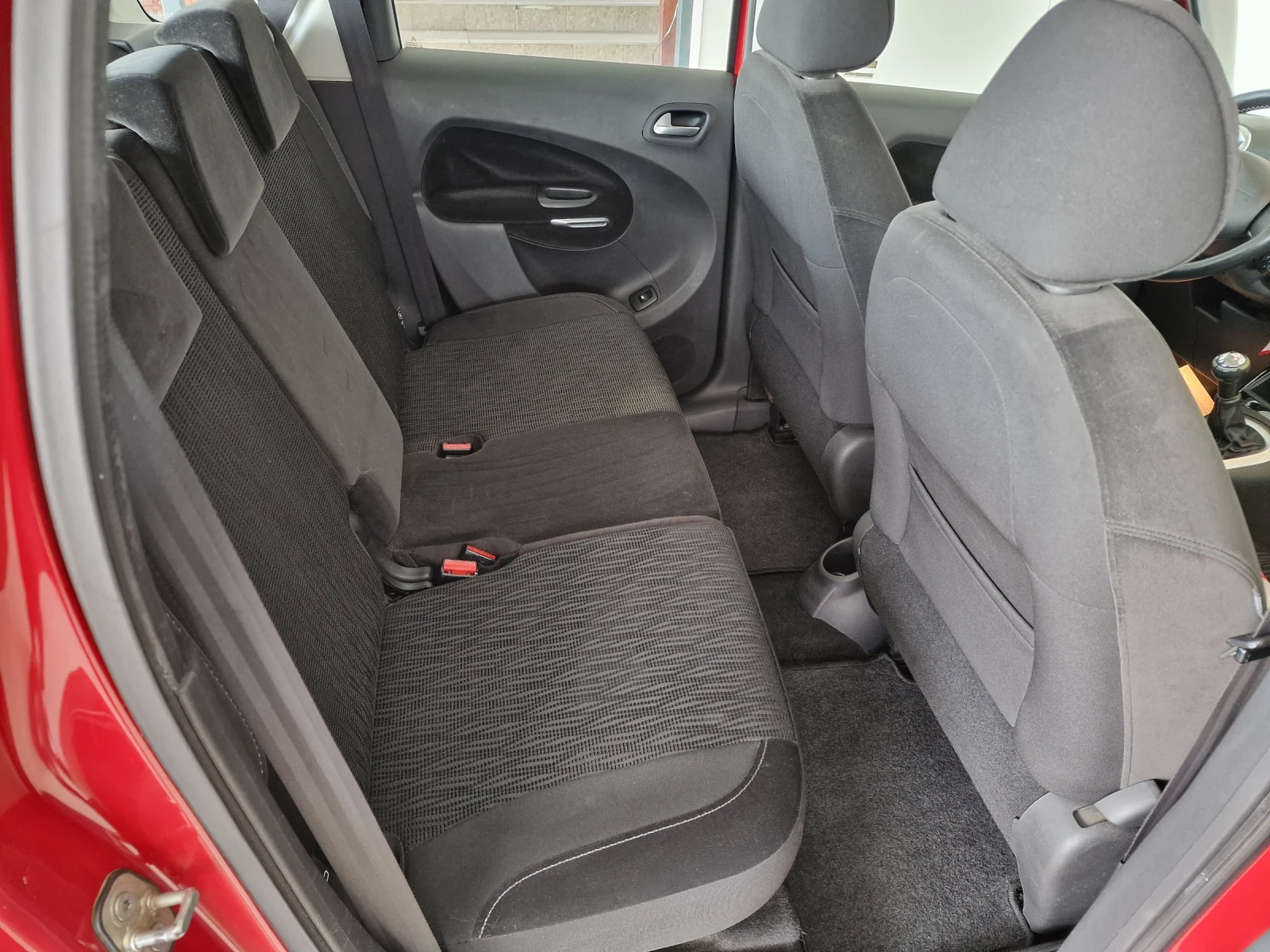 Citroen C3 Picasso 1.6 92kc EURO 5B - изображение 8