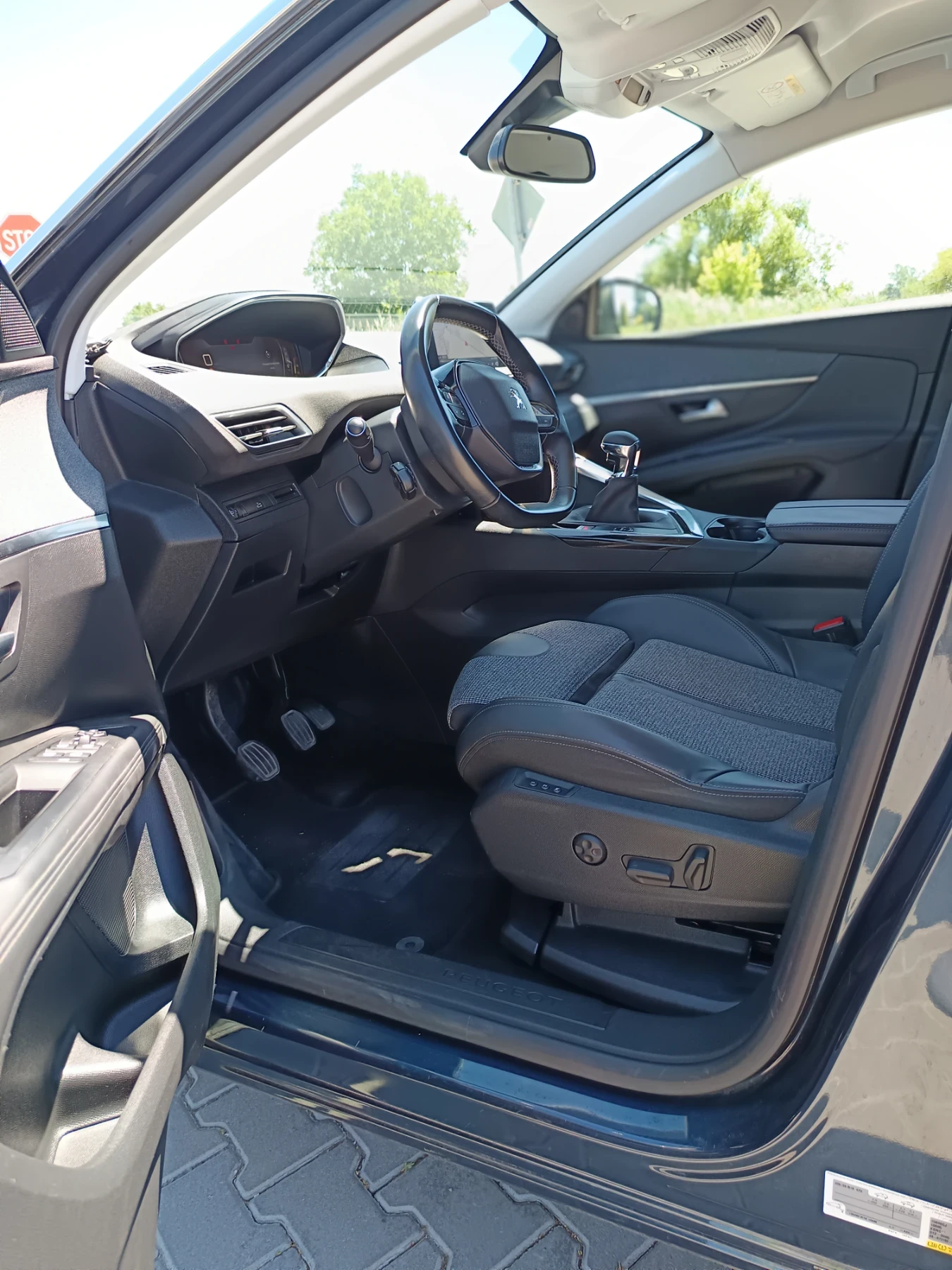 Peugeot 5008 Allure 1200 - изображение 6