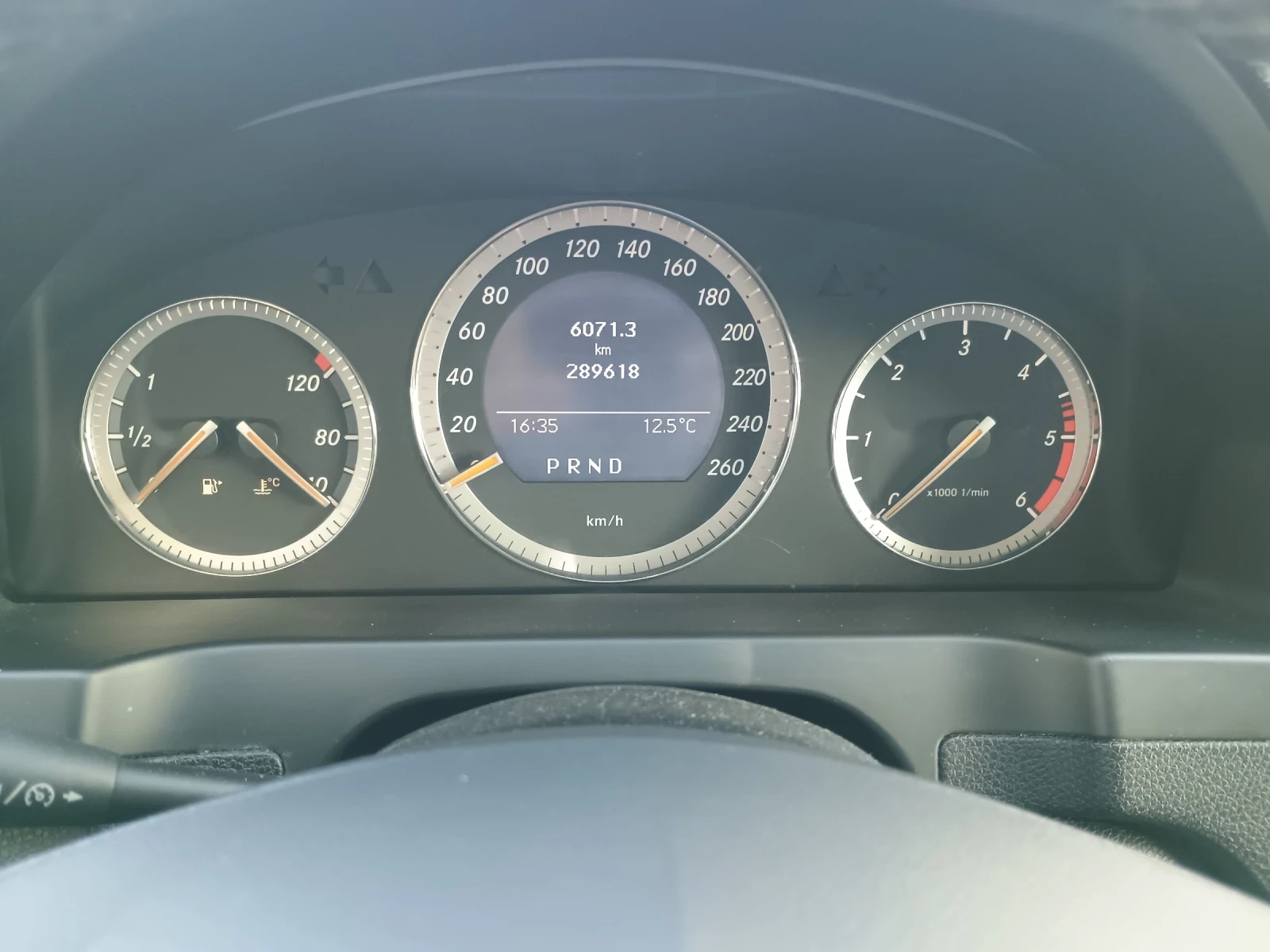 Mercedes-Benz C 200, снимка 3 - Автомобили и джипове - 54087700