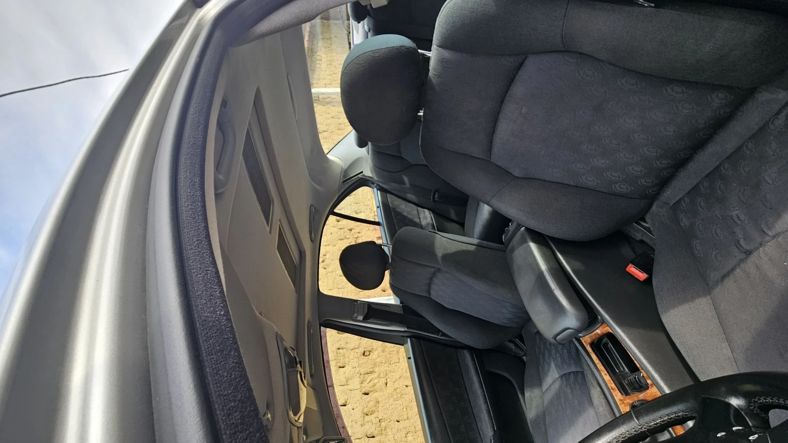 Mercedes-Benz C 180, снимка 8 - Автомобили и джипове - 53735968