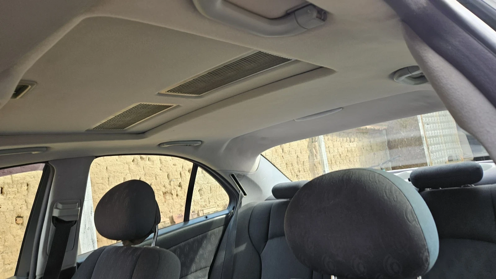 Mercedes-Benz C 180, снимка 9 - Автомобили и джипове - 53735968