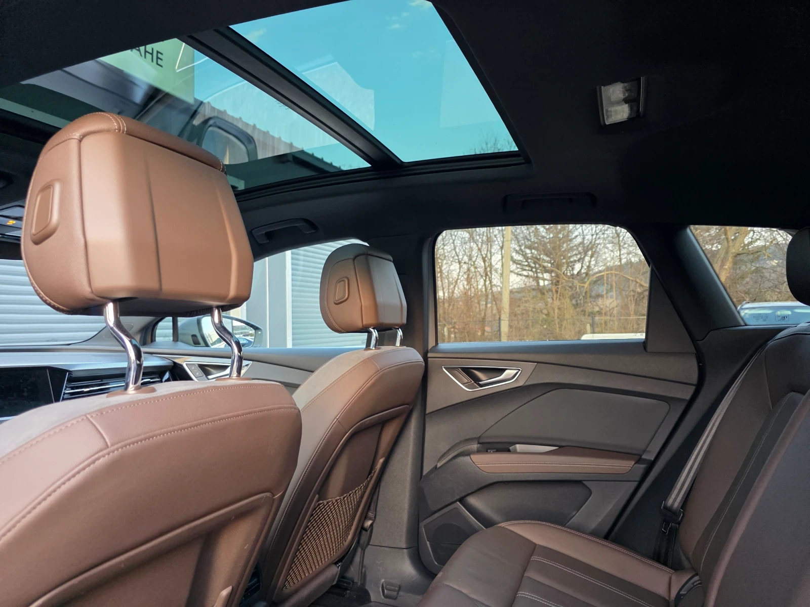 Audi E-Tron Q4-Etron 80000km , снимка 10 - Автомобили и джипове - 53946580