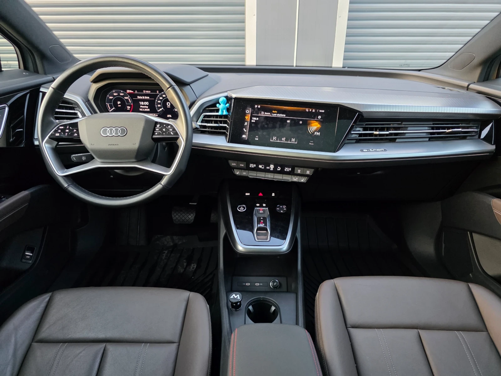 Audi E-Tron Q4-Etron 80000km , снимка 11 - Автомобили и джипове - 53946580