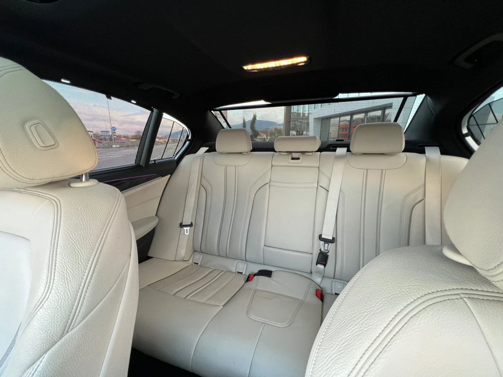 BMW 530  X-drive, снимка 8 - Автомобили и джипове - 54016102