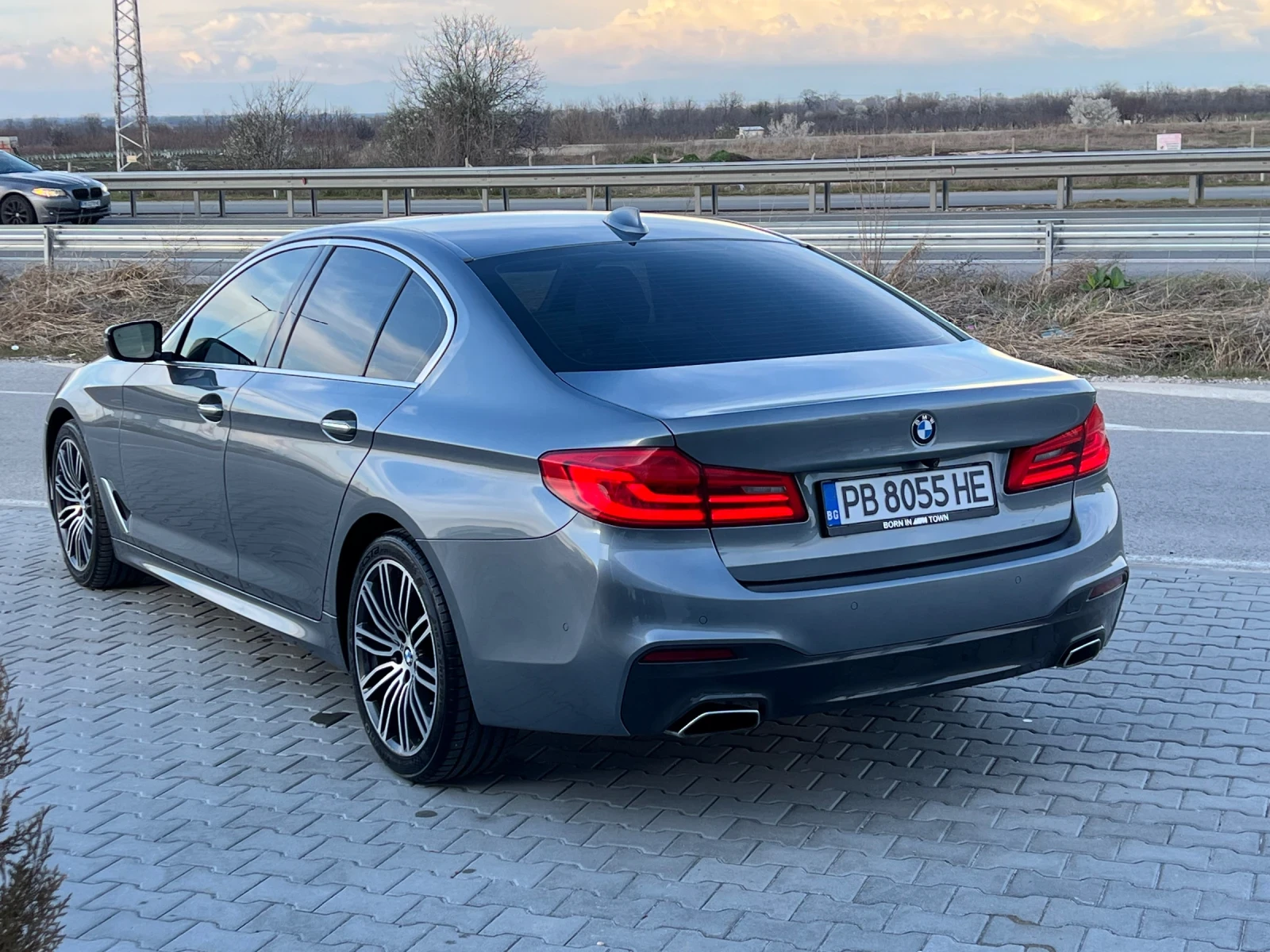 BMW 530  X-drive, снимка 4 - Автомобили и джипове - 54016102