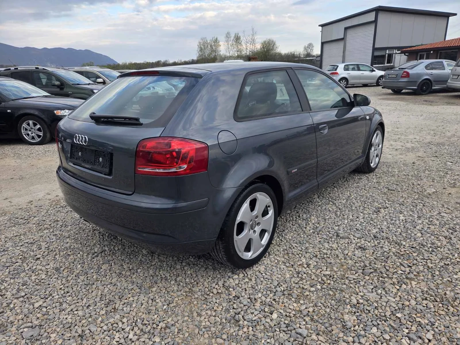 Audi A3 1.9TDI-105PS S-line, снимка 5 - Автомобили и джипове - 54199410