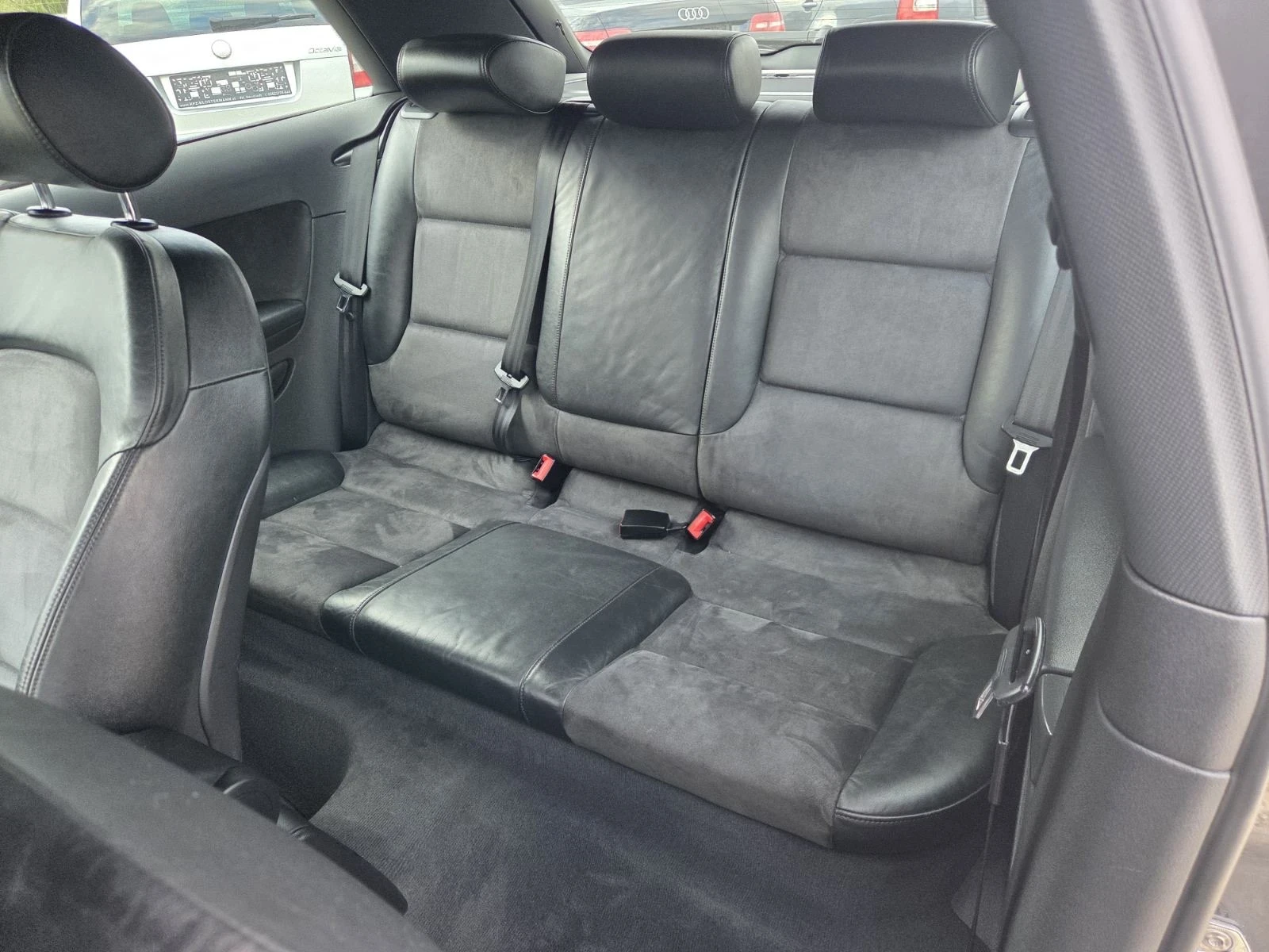 Audi A3 1.9TDI-105PS S-line, снимка 11 - Автомобили и джипове - 54199410